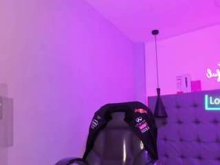 scarletcherry18