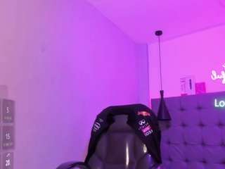scarletcherry18