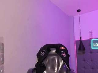 scarletcherry18