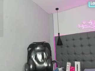 scarletcherry18