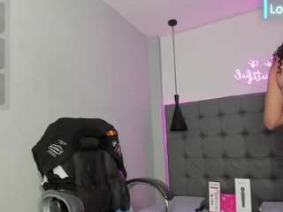 scarletcherry18