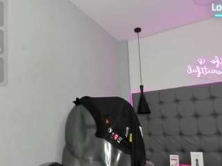 scarletcherry18