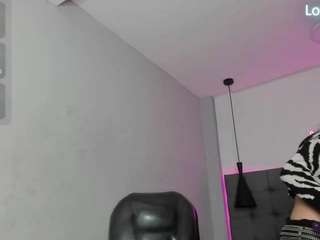 scarletcherry18