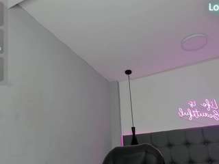 scarletcherry18