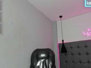 scarletcherry18