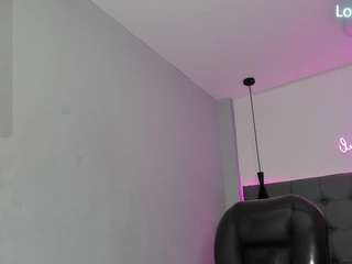 scarletcherry18