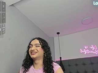 scarletcherry18