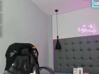 scarletcherry18