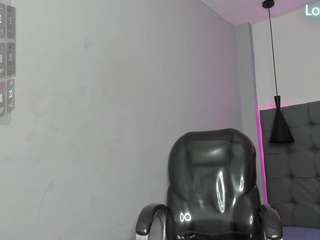 scarletcherry18