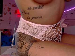 Live webcam model sellenabee on Soda Cams