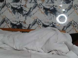 le modèle sweetjoy696 est en webcam porno dans un show sur le site camsoda, il possède les tags suivants: ass bouncing,ass clapping,average,blowjob,erotic dance,fingering,flashing,full nudity,no drinking,hd