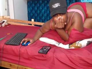 SweetJoy696 live webcam show