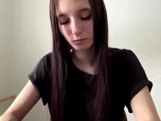 Live webcam model ashleighweisinger on Soda Cams