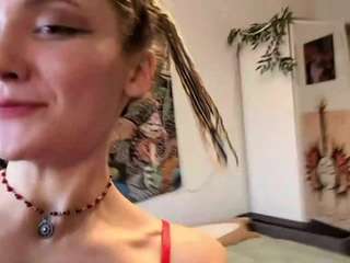 Live webcam model bethanyswiller on Soda Cams