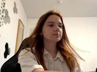 elvinapachelo Live Webcam on CamSoda