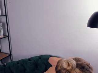 le modèle ileenwyrosdick est en webcam porno dans un show sur le site camsoda, il possède les tags suivants: blue eyes,camel toe,young adult,teen 18,tattoos,skinny,role play,pov,no drinking,flashing,facial piercings,doggy style,dirty talk,big tits,blonde hair,hd,squirt