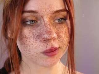 Bu model şu anda canlı. killy-merrot
