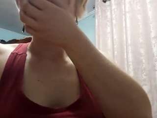 leoratiblier's CamSoda show and profile