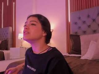 liasalvatore's CamSoda show and profile