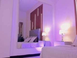 liasalvatore's CamSoda show and profile