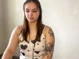 Live webcam model madalenesvehla on Soda Cams