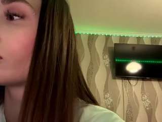 Live webcam model mahaliaerholm on Soda Cams