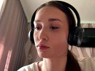 Live webcam model mahaliaerholm on Soda Cams