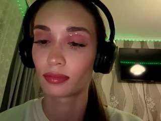 mahaliaerholm webcam