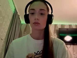 Live webcam model mahaliaerholm on Soda Cams