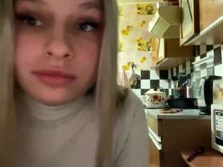 Live webcam model mandymohring on Soda Cams