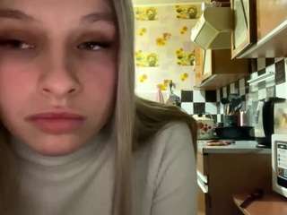 Live webcam model mandymohring on Soda Cams