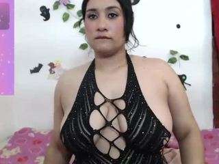 aranza-hot14