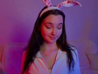 Live cam show with AudryRupert