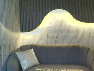 Live cam show with Candy-Sky-R