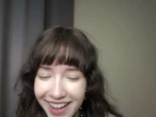 Live webcam model gladisbelousson on Soda Cams