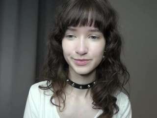 Live webcam model gladisbelousson on Soda Cams