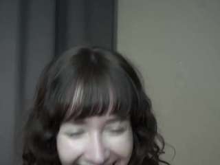 Live webcam model gladisbelousson on Soda Cams