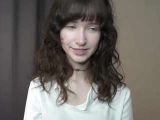 Live webcam model gladisbelousson on Soda Cams