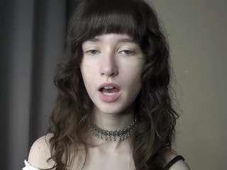 gladisbelousson Live Webcam on CamSoda