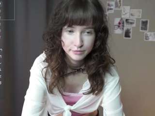 le modèle gladisbelousson est en webcam porno dans un show sur le site camsoda, il possède les tags suivants: ahegao,black hair,young adult,teen 18,spank,skinny,no smoking,no drinking,moaning,hot,green eyes,domination,doggy style,dirty talk,daddy,cock rating,camel toe,hd,petite,small tits