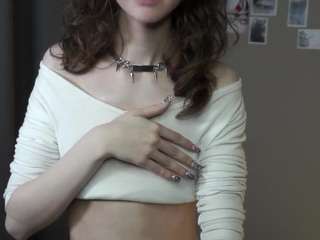 gladisbelousson Live Webcam on CamSoda
