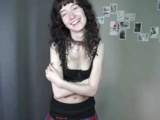 gladisbelousson Sex Cam Show