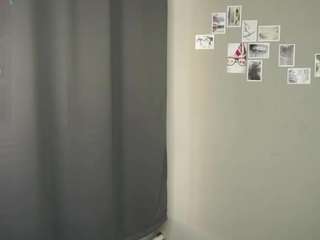 gladisbelousson live webcam show