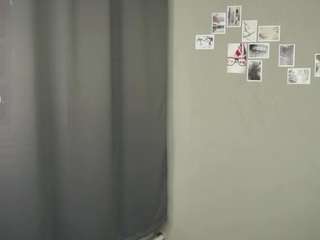 gladisbelousson live webcam show