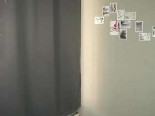 gladisbelousson live webcam show