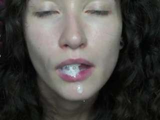 GladisBelousson live webcam show