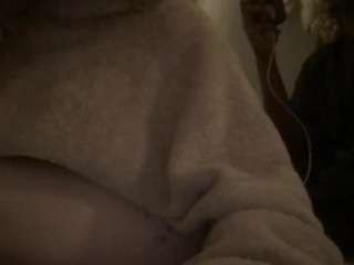 Live webcam model maevebabexo on Soda Cams