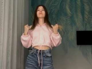 Live webcam model cassidykaumans on Soda Cams