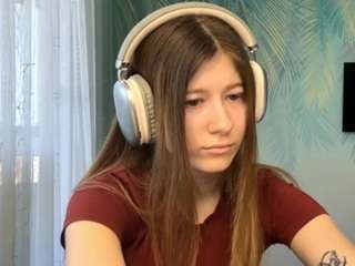 Live webcam model cassidykaumans on Soda Cams