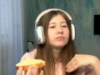 Live webcam model cassidykaumans on Soda Cams